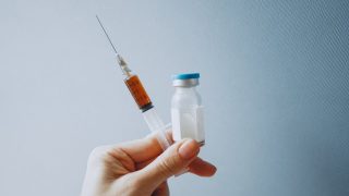 Come funziona e come si produce un vaccino?
